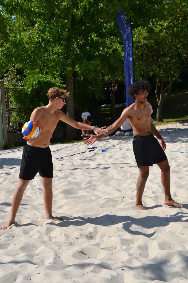 Photo 3 de la galerie Beach volley à Nogent-sur-Marne - Section Beach du VCN