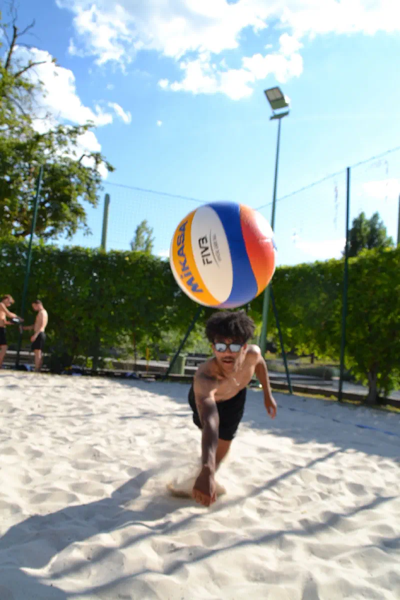 Photo 4 de la galerie Beach volley à Nogent-sur-Marne - Section Beach du VCN